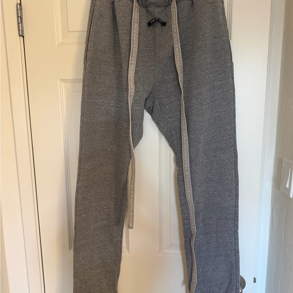 Fear of God Sixth edition joggers - Picture 1 of 12